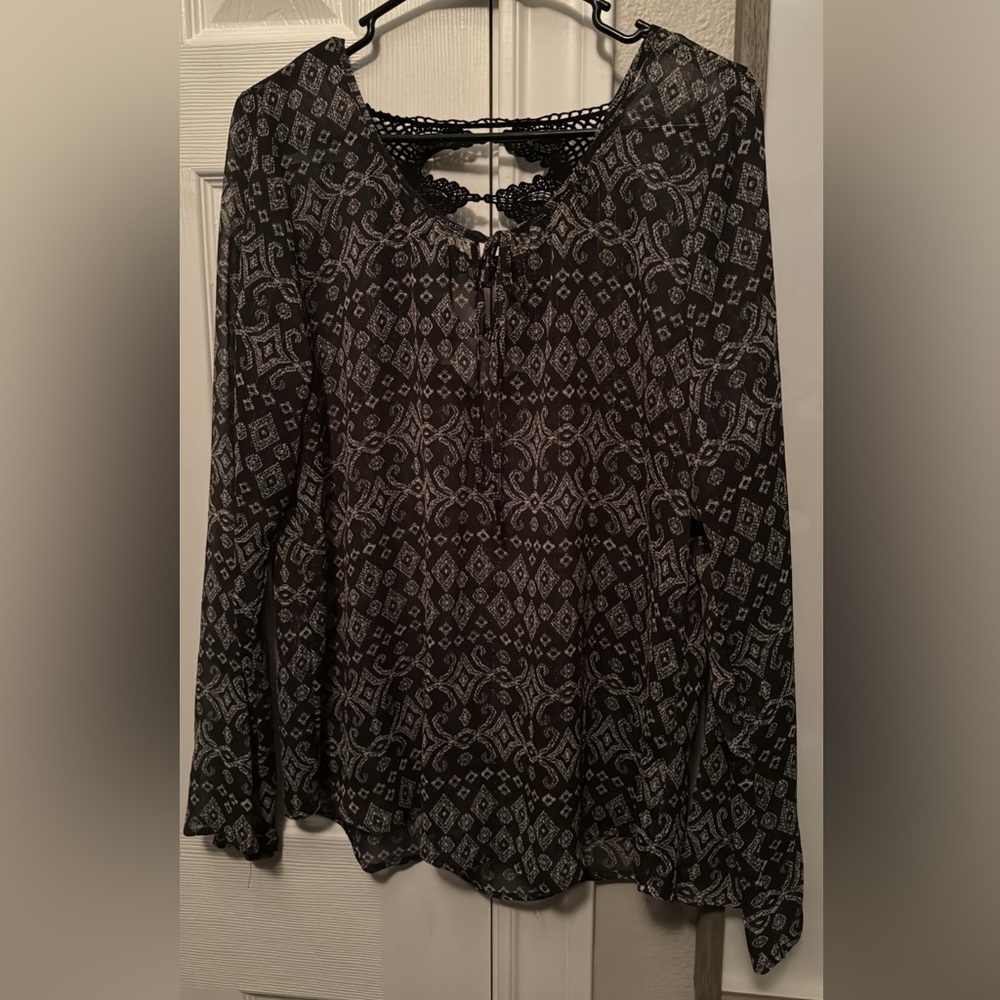 Large black top